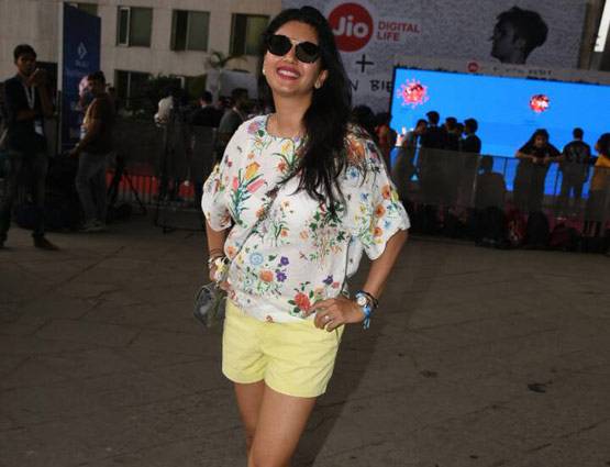 जस्ट‍िन बीबर के शो में पहुंचा बॉलीवुड, देखें किसने क्या पहना...