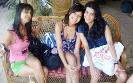 बड़ी हो गई हैं 'मिस्टर इंडिया' की टीना, अब ऐसी दिखती हैं