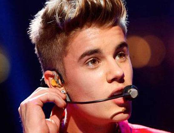 मुंबई में परफॉर्म करेंगे बीबर, जानें उनसे जुड़ी कुछ अनोखी बातें