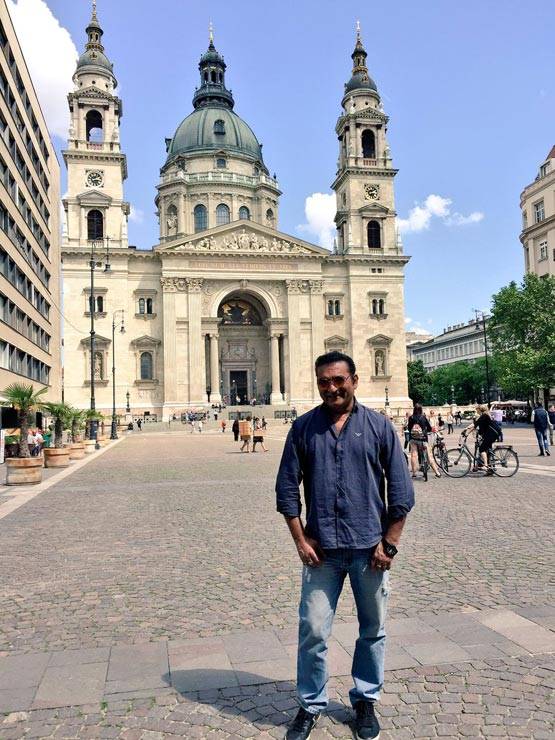 सिंगर अभिजीत कह रहे अपशब्द, किसी को बता रहे गे तो किसी को सेक्स वर्कर