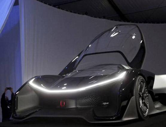 मानें या नहीं, 5 सालों में पेट्रोल मिल सकता है 30 रुपये प्रति लीटर