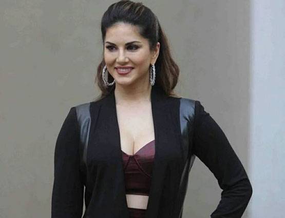 बचपन से लेकर 36 सालः PHOTOS में देखें सनी लियोन की जिंदगी