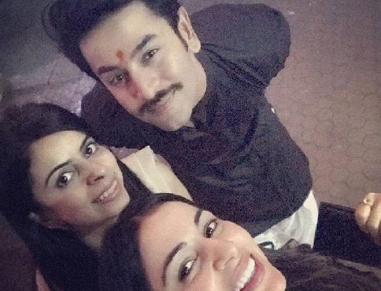 अपने लिए दुल्हन ढूंढ रहे हैं जग्या, लेकिन लड़कियां कर रही हैं रिजेक्ट