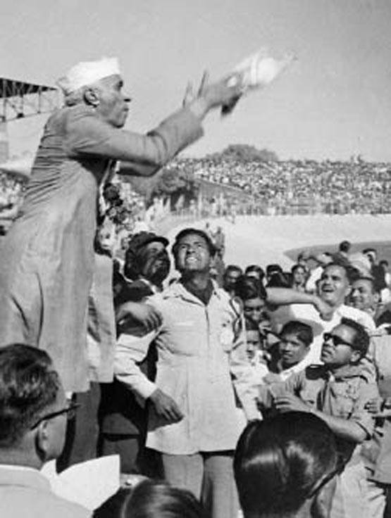 9 बार जेल गए थे जवाहरलाल नेहरू, जानें- उनकी जिंदगी से जुड़ी बातें