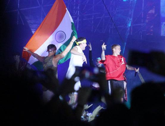 PHOTOS: कॉन्सर्ट में जस्टिन पर चढ़ा जोश, स्टेज पर दिखाया दंगल