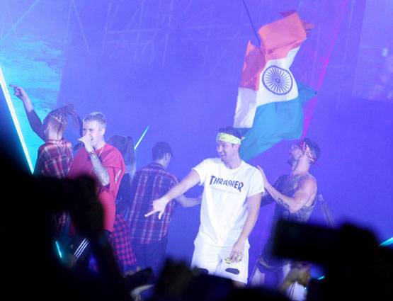 PHOTOS: कॉन्सर्ट में जस्टिन पर चढ़ा जोश, स्टेज पर दिखाया दंगल