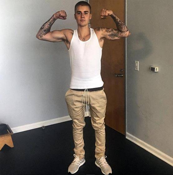 अपने देश कनाडा की आबादी से दोगुने हैं जस्टिन बीबर के फॉलोअर्स!