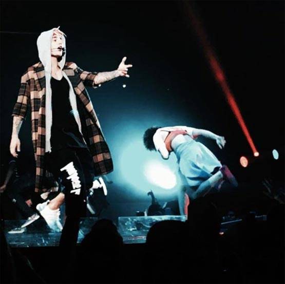 अपने देश कनाडा की आबादी से दोगुने हैं जस्टिन बीबर के फॉलोअर्स!