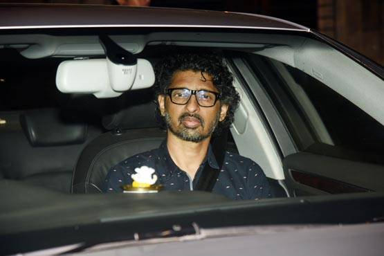 PHOTOS से सजा था करण का बर्थडे केक, पूरा बॉलीवुड पहुंचा पार्टी में