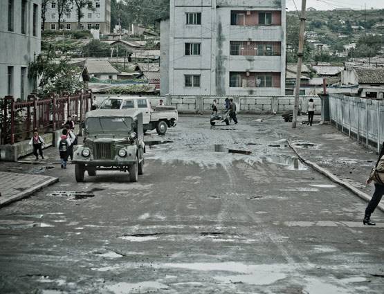 महिला कैदियों का रोज होता है रेप, नॉर्थ कोरियाई जेलों में 'नर्क' है Life