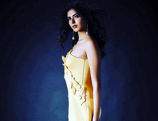 मिस इंडिया रनर-अप रह चुकी हैं पंखुड़ी, 97.25% से पास की 12वीं PHOTOS