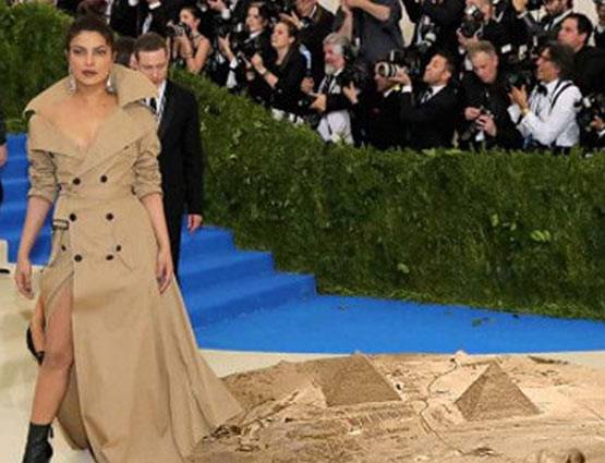 आमिर के कपड़े लेकर भागी प्रियंका चोपड़ा...