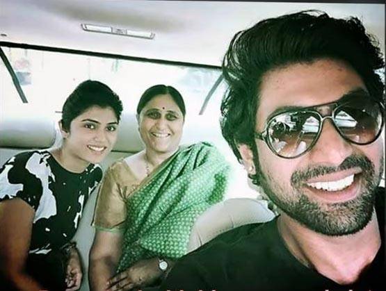 परिवार में सबसे छोटे हैं प्रभास, जानें बाहुबली स्टार्स की REAL FAMILY