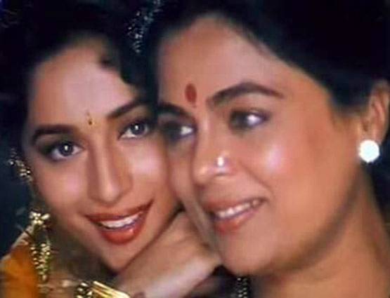 सलमान से 7 साल बड़ी थीं रीमा, उनकी मां के रोल से हुई थीं मशहूर