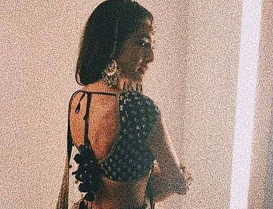 PHOTOS: राजकुमारी से कम नहीं है सैफ-करीना की बेटी सारा