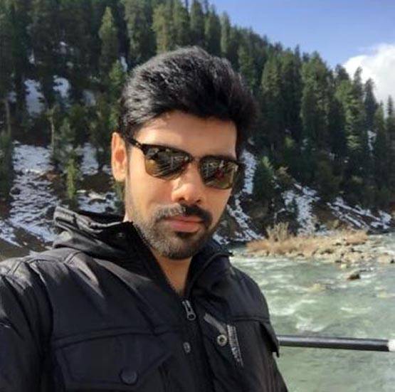 परिवार में सबसे छोटे हैं प्रभास, जानें बाहुबली स्टार्स की REAL FAMILY