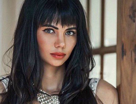 गोल्फ कोर्स ही नहीं, ग्लैमर वर्ल्ड में भी है इस इंडियन गोल्फर का जलवा