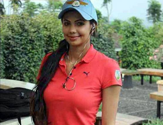 गोल्फ कोर्स ही नहीं, ग्लैमर वर्ल्ड में भी है इस इंडियन गोल्फर का जलवा