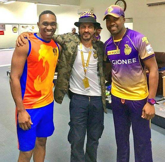 शाहरुख के बेटे अबराम के हाथ पर ये किसका दिल?