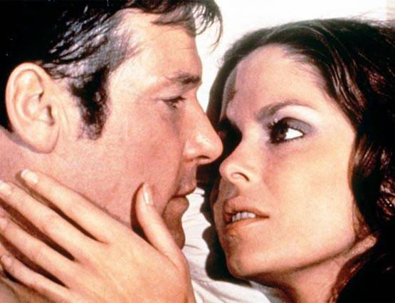 जेम्स बॉन्ड जिन्होंने फिल्मों में दिए ऐसे हॉट सीन