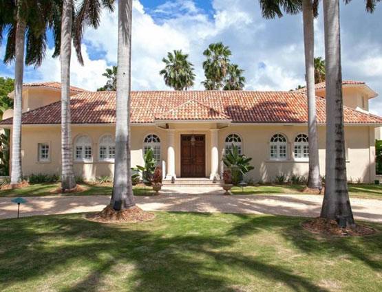 ऐसा है ट्रंप का ये 180 करोड़ रु. का विला, एक रात का किराया 17 लाख रु.