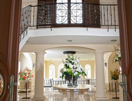 ऐसा है ट्रंप का ये 180 करोड़ रु. का विला, एक रात का किराया 17 लाख रु.