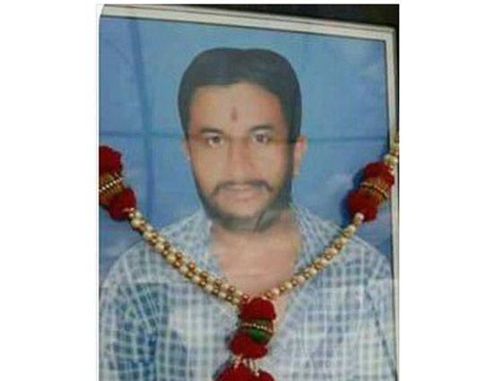 मस्जिद में घुसकर बरकती पर हमला करने वाला कौन? कैसे घूम रहा खुलेआम