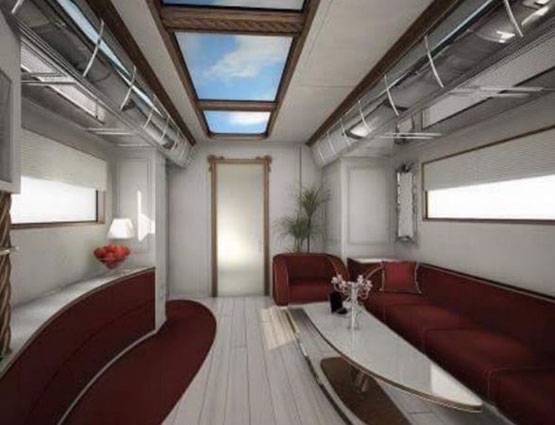 INSIDE PHOTOS:महल से कम नहीं मुकेश अंबानी की वैनेटी वैन, कीमत 25 करोड़