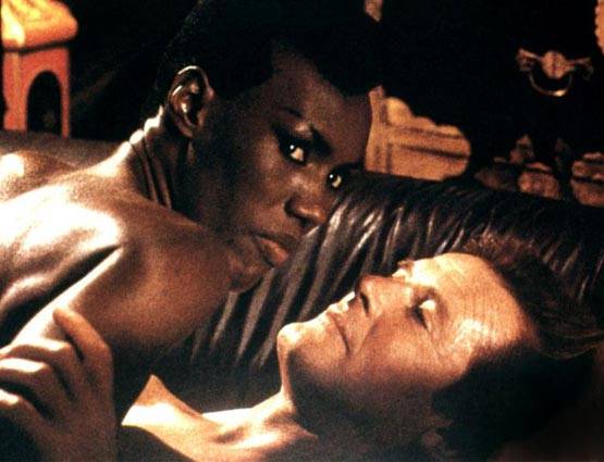 जेम्स बॉन्ड जिन्होंने फिल्मों में दिए ऐसे हॉट सीन