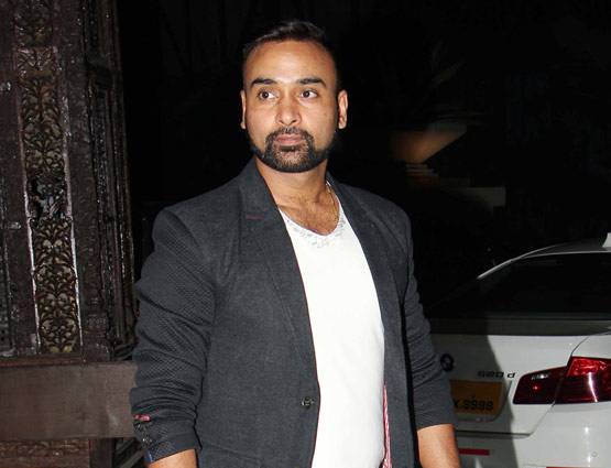 IPL के खत्म होते ही जहीर-सागरिका ने दी सगाई की पार्टी, देखें PHOTOS