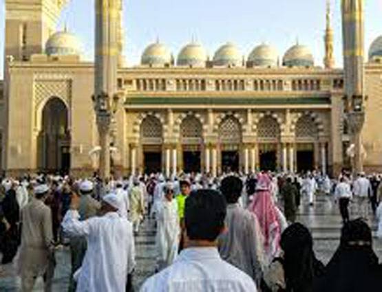 साफ दिल से इबादत का महीना है रमजान, आसमां से उतरी थी कुरान