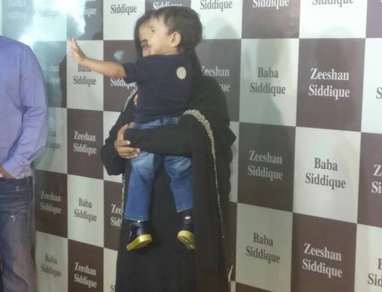 PHOTOS: बाबा सिद्दिकी की इफ्तार पार्टी में पहुंचे शाहरुख-सलमान संग ये सितारे