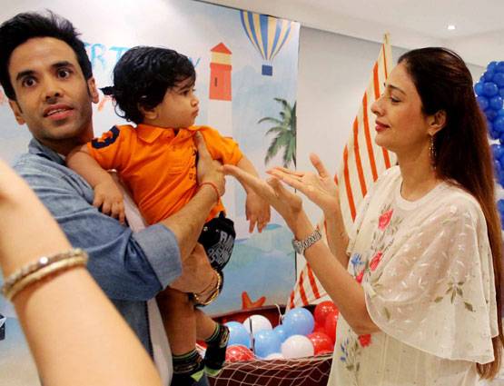 PHOTOS: तुषार के बेटे लक्ष्य ने तैमूर के साथ ऐसे मनाया अपना बर्थडे