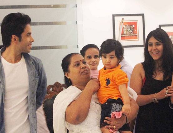 PHOTOS: तुषार के बेटे लक्ष्य ने तैमूर के साथ ऐसे मनाया अपना बर्थडे