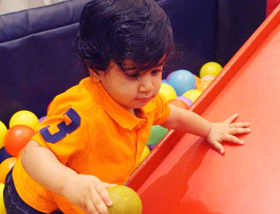 PHOTOS: तुषार के बेटे लक्ष्य ने तैमूर के साथ ऐसे मनाया अपना बर्थडे