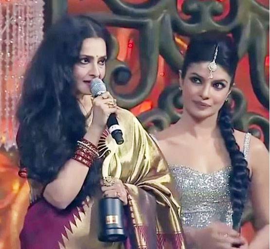 कभी करियर लगा था दांव पर, आज करोड़ों की मालकिन हैं रेखा