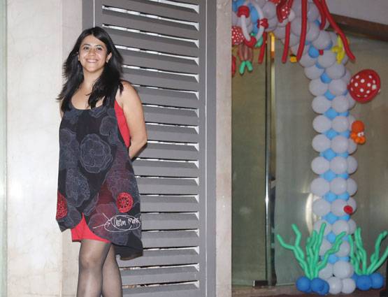 PHOTOS: देखें, तुषार कपूर के बेटे के बर्थडे में तैमूर का सबसे CUTE LOOK