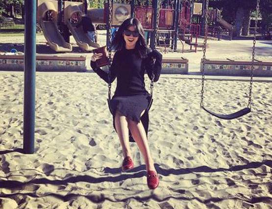 सलमान की फिल्म से डेब्यू कर रही है ये एक्ट्रेस, BIKINI फोटो हुई वायरल