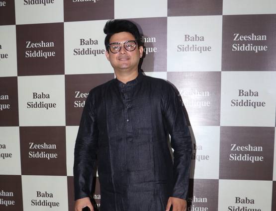 PHOTOS: बाबा सिद्दिकी की इफ्तार पार्टी में पहुंचे शाहरुख-सलमान संग ये सितारे