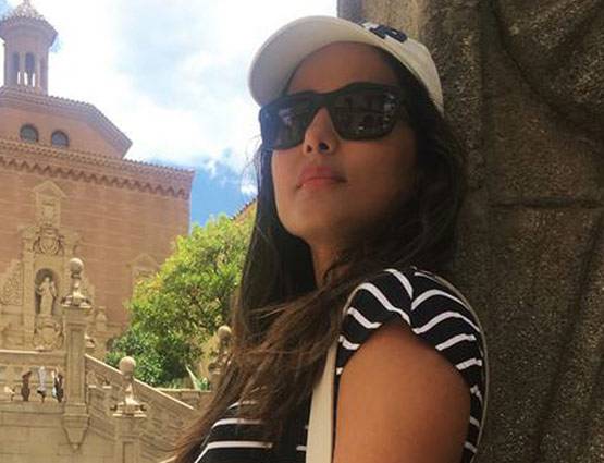 स्पेन में बॉयफ्रेंड संग एन्जॉय कर रही हैं अक्षरा, शेयर की PHOTOS