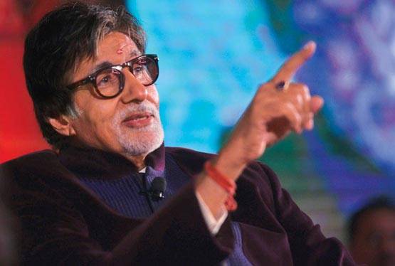 अमिताभ को मौत के मुंह से बाहर निकालने के लिए 200 फैंस ने दिया था खून