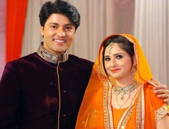 20 साल छोटी है गौतम की पार्टनर, इन सेलेब्स ने नहीं देखी प्यार में उम्र