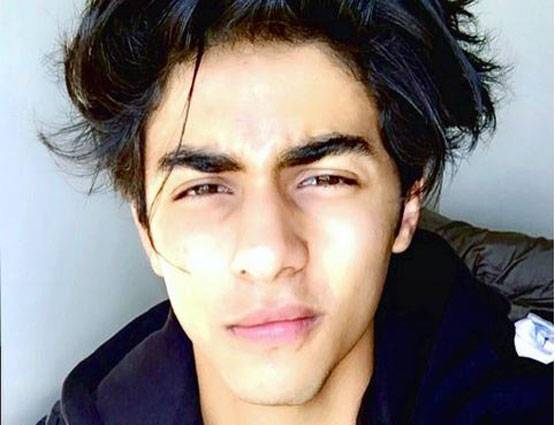 अजय-काजोल की बेटी सिंगापुर तो शाहरुख की बेटी लंदन, जानें कहां पढ़ते हैं STAR KIDS