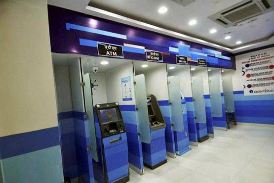 भारतीय ने बनाई वो मशीन, जिससे चॉकलेट नहीं, निकलता है पैसा