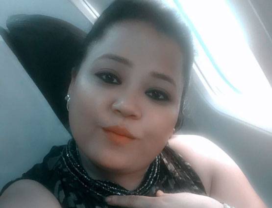 मजबूरी भरे थे बचपन के दिन, आज लाखों रुपये फीस लेती हैं भारती