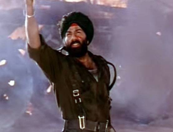 बॉर्डर फिल्म में हुई थी ये फनी MISTAKE,20 साल में नहीं पकड़ी होगी आपने