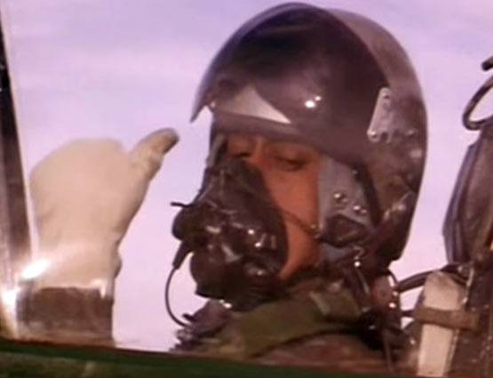 बॉर्डर फिल्म में हुई थी ये फनी MISTAKE,20 साल में नहीं पकड़ी होगी आपने