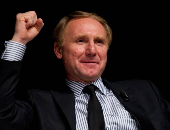 क्रॉसवर्ड खेलते हुए लेखक बन गए डेन ब्राउन, ऐसे लिखे बेस्‍टसेलर नॉवल