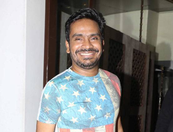 PHOTOS: फैमिली और क्लोज फ्रेंड्स के साथ एकता ने मनाया अपना B'day