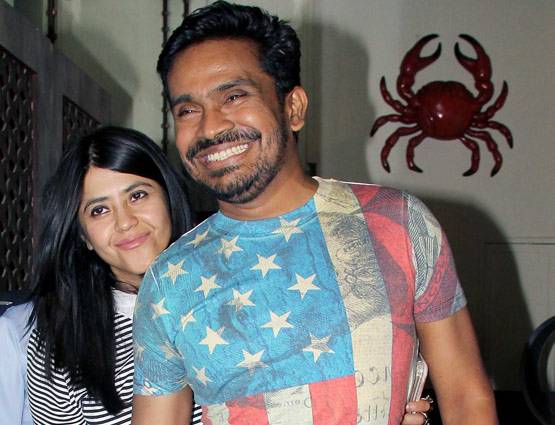 PHOTOS: फैमिली और क्लोज फ्रेंड्स के साथ एकता ने मनाया अपना B'day